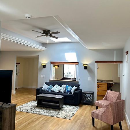 Spacious Medford Gem Exterior foto